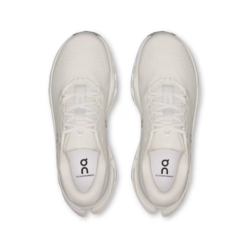 Women's ON Cloudrunner 3