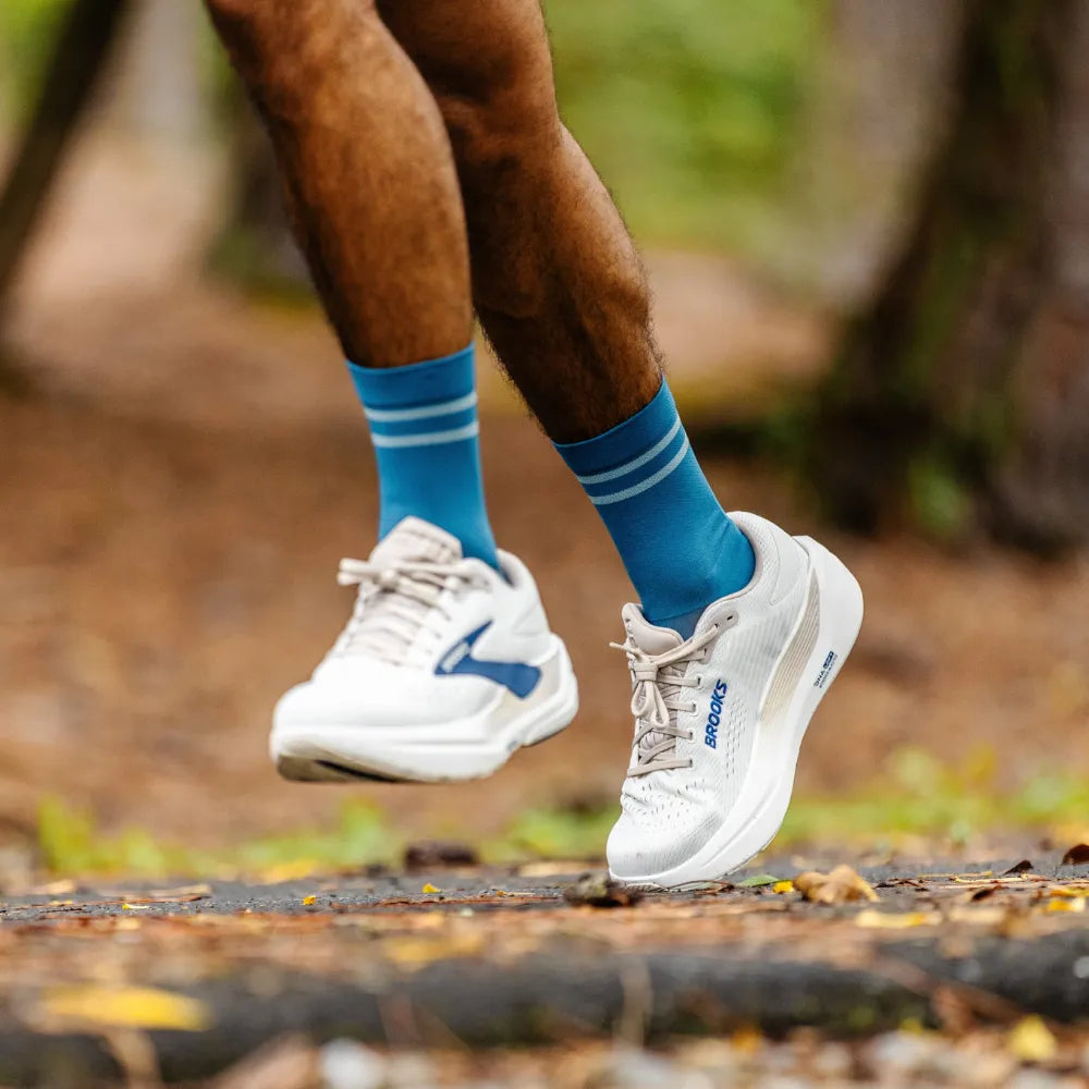 OS1st Thin Air Performance Socks 3/4 Crew Blue Shift view 4