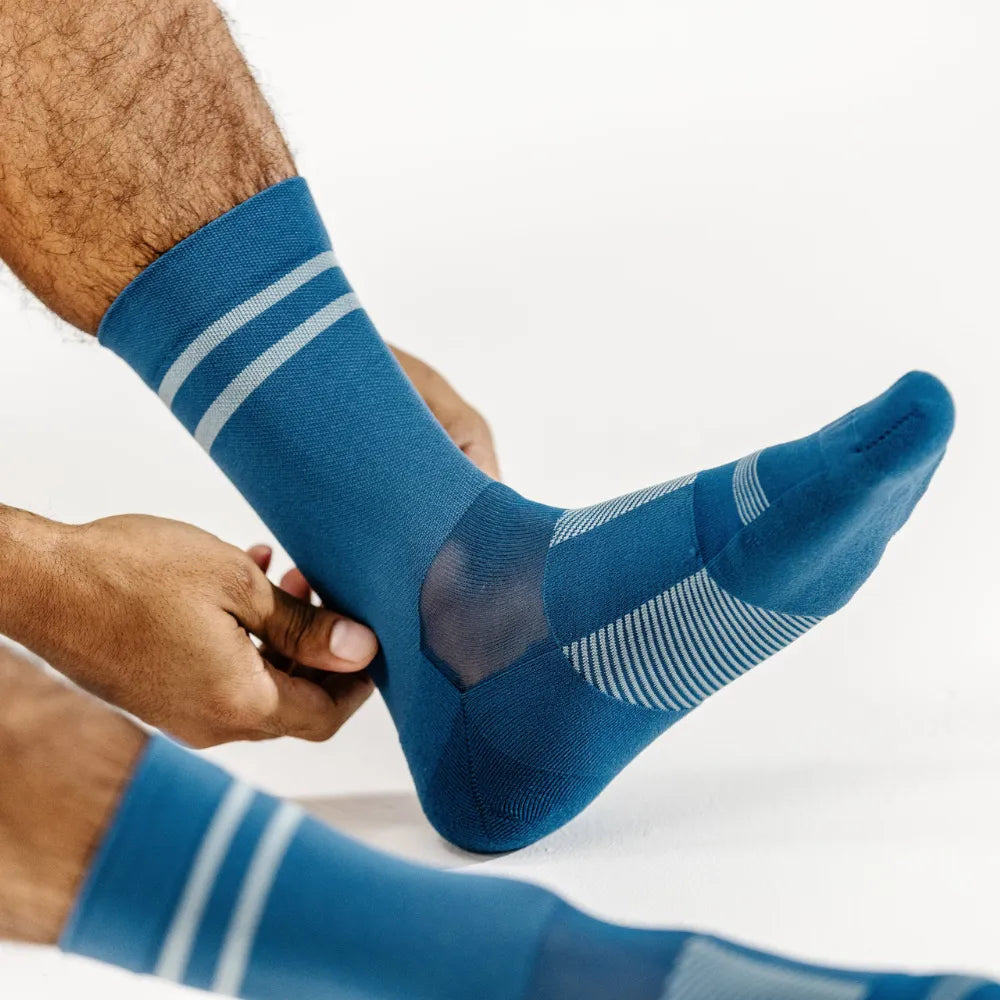 OS1st Thin Air Performance Socks 3/4 Crew Blue Shift view 3