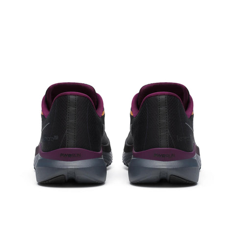 Women's Saucony Kinvara 15 GTX Black Shadow Noir Ombre - heel view