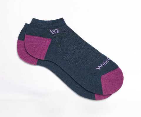Women's Wide Open No-Show Socks
